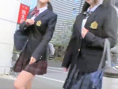 「友達といっしょなら…」クソ可愛い素人女子高生を下着モニターで連れ込み成長期の胸を愛撫しまくって挿入マッハ腰振りどぴゅどぴゅ