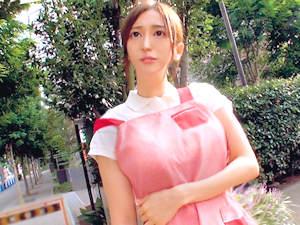 めっちゃかわいくてボインな保育士さんがＤＴちんこを優しくパイズリ＆授乳手コキで至福のひとときｗ