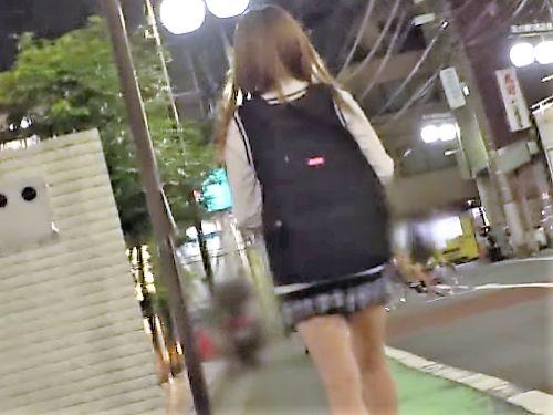 ※閲覧注意※ 制服ギャル女子校生の家を特定し忍び込む鬼畜レイプ犯…狙われているとは知らず熟睡しているスレンダー美少女を…