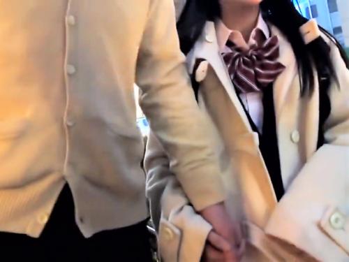 【素人ナンパ】外れたーー誰ww塾に通うミニスカ制服JKがMM号で彼ちん間違えてしまい…ロリ美少女に容赦なく精子を中出し!
