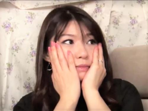 【人妻ナンパ】普通にムリwと言う巨乳おっぱいセレブは紐パンティ!欲求不満な美人ママが乳首責めで興奮し車中で不倫SEX