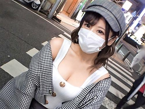 【素人ナンパ】YOUは何しに新宿へ？ 押しに弱いミニスカ美少女とシーシャバーへ…その後巨乳おっぱいのパイパン美人とホテル