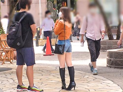 【素人ナンパ】小顔で超可愛い~!!ブクロで見つけたピチピチ美人ギャルとホテル♥脱毛サロンで働く美乳おっぱいお姉さんが登場