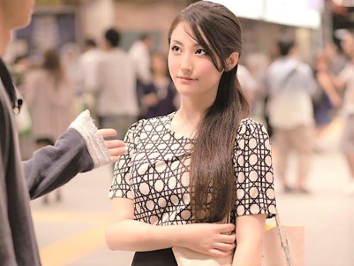【素人ナンパ】夫がいるんです/// 清楚系人妻がナンパ男とホテルIN 巨乳おっぱいのピンク乳首奥さんがクンニ手マンで興奮