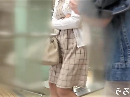【人妻ナンパ】都内でみつけた清楚なセレブ美人にインタビュー!暇を持て余す専業主婦が他人棒に靡き巨乳おっぱい披露＆不倫性交