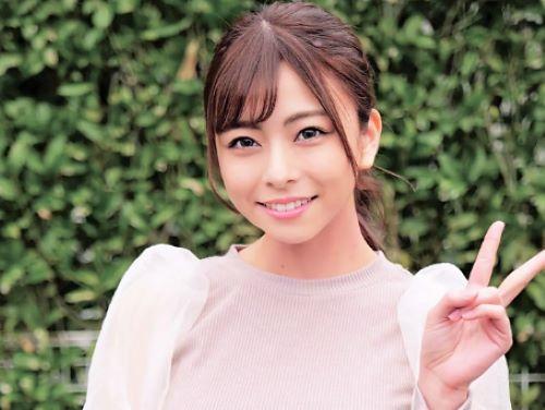 【素人ナンパ】乙女な部分もある爆乳おっぱい美人お姉さんにインタビュー!カメラ前で服を生脱ぎする巨乳JDがラップ越しフェラ