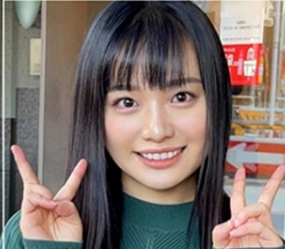 食は草食系女子だが男は肉食系の女子は濃い目の陰毛と美少女ルックスコラボでガチエロくてヤバいｗｗｗ