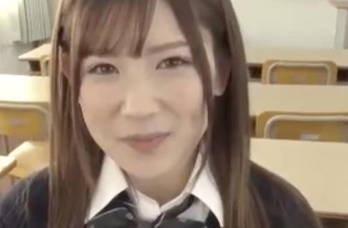 教室で制服巨乳JKと着衣セックス！キスして乳揉んでクンニしたら手コキにフェラ！正常位騎乗位バックで突きまくり！