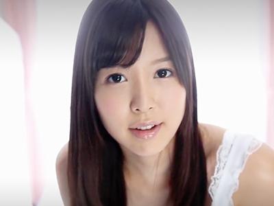 【人妻】性欲が半端ない若妻は朝から裸エプロンでベッドに侵入！フェラでビンビンにさせた後に騎乗位でご奉仕セックスでヤバいｗ