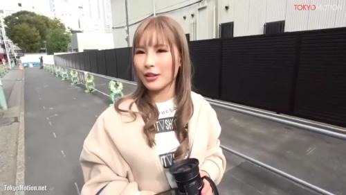 「食レポとか、メイク動画投稿してる」タトゥー入れてる配信中の女の子をナンパ
