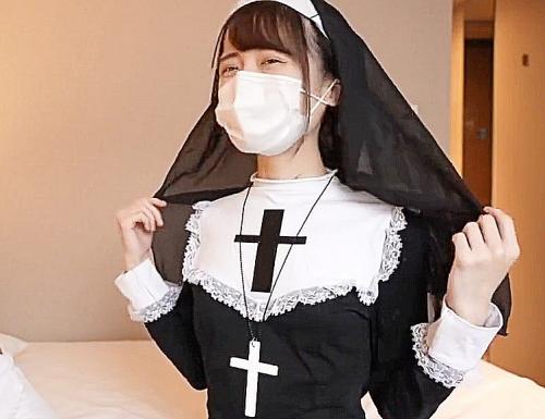 『似合いますかぁ♥』修道院コスプレの癒し系美少女が似合い過ぎるので褒め照れチンポ取り出し着衣のままねっとり手コキ
