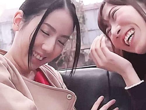 マジックミラー号『チン‥ｗｗｗ』仲良し女子二人組をナンパMM号で生出しチンポをフェラ合戦し始めて興奮レズキス披露