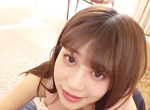 素人『もうビンビン♥』美人お姉さんに思わずフル勃起チンポを取り出しフェラ始めハメ撮りねじ込み騎乗位激ピストン