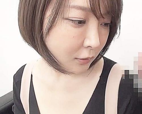 センズリ鑑賞（ゴクッ‥）胸元谷間がエロい巨乳お姉さんを街中ナンパでチンポ近付けると思わず咥えてフェラ抜き 羽生ありさ