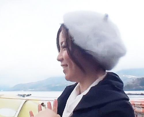 人妻不倫旅行 観光地デートで家庭を忘れて楽しそうな奥さんと温泉宿で家族風呂混浴白濁湯舟で生ハメピストン浮気寝取られNTR