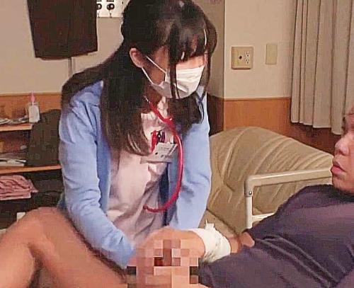 『ちょ‥ちょっと？！』深夜の暗がり見回りナースさんに欲情患者が股間を触らせ欲情ピークで思わずレイプで中出し 苑田あゆり