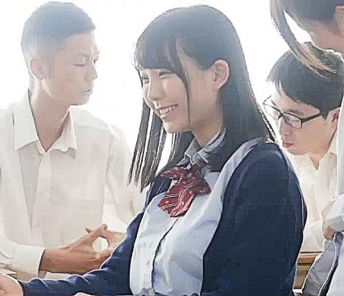 校内人気者の美少女JKがジャージ姿で階段踊り場男子生徒と欲情し始め巨乳おっぱい丸出しフェラパイズリの淫乱娘 稲場るか
