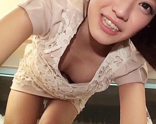 ワンピースの美人お姉さんの自慢の前屈胸チラに欲情ニーハイくぱぁでモロマンクンニでキスからフェラねじ込み激ピストン