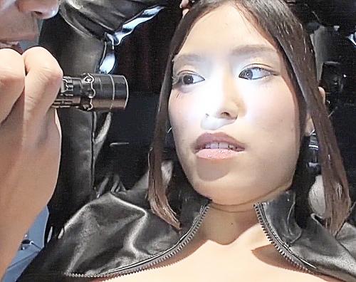 潜入女捜査官の拷問責め！無理やりM字開脚むき出しワレメに次々バイブを突っ込まれ極太ディルド電マ責めに思わず昇天 水嶋杏樹
