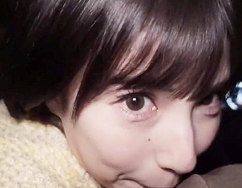 『今からどこ行く？♥』深夜のドライブショートカット美女がイチャイチャし始めホテル直行下着姿のままパンツずらし挿入激ピス