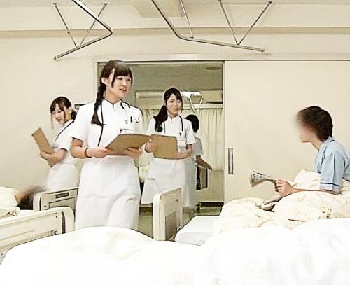 『朝の回診ですよ～♥』美人ナースたちの朝立ち患者へのヌキサービス♥キスフェラからねじ込まれ狭い室内で乱交射精サービス