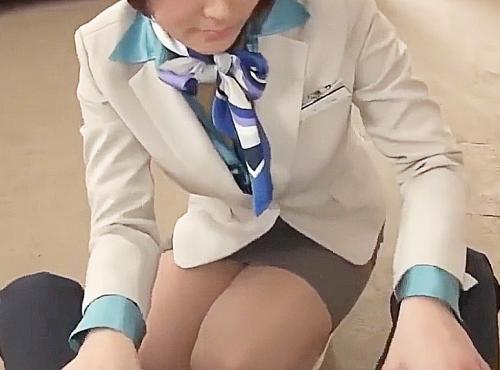 美人コンシェルジュ『承知いたしました♥』何でも聞いてくれるお姉さんが欲情聞くと淫らに馬乗り素股腰振りフェラねじ込み