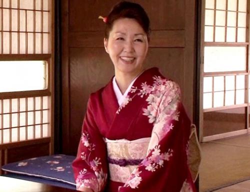 55歳老舗旅館の女将がＡＶ出演！昭和30年代生まれの女が覚悟のデビュー！