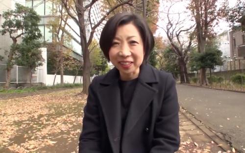 【熟女ナンパ】自らAVメーカーに応募した痴女奥様をホテルに連れ込みSMプレイ❤️生チンポ挿入され中出し不倫セックスでメス堕ちしちゃう
