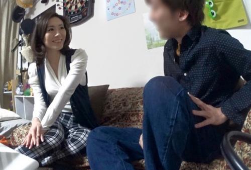 【人妻ナンパ】美魔女奥様を部屋に連れ込み盗撮！下着を脱がして丸裸にして浮気SEXでメス堕ちさせる❤️