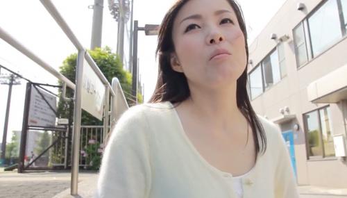 人妻ナンパ☆黒髪ロングの美人奥様を部屋に連れ込みクンニ責めされメス堕ち❤️旦那に内緒で浮気する変態妻