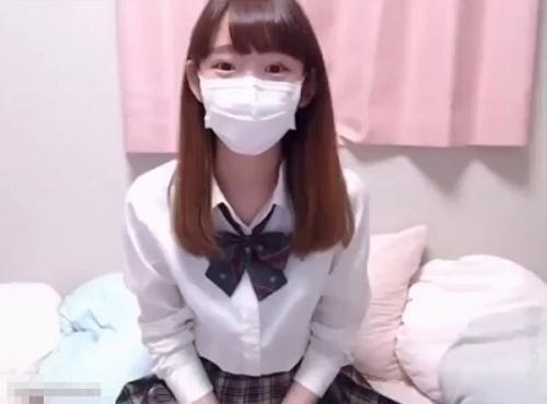 〇校卒業記念「大人になったオマ〇コ見にきますか？」制服清楚娘が初配信【ライブチャット】