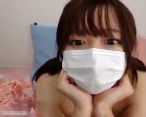 「おっぱいがいっぱーい！こんなところ虫に刺されたw」スケベ娘がノリノリエロ配信【ライブチャット】