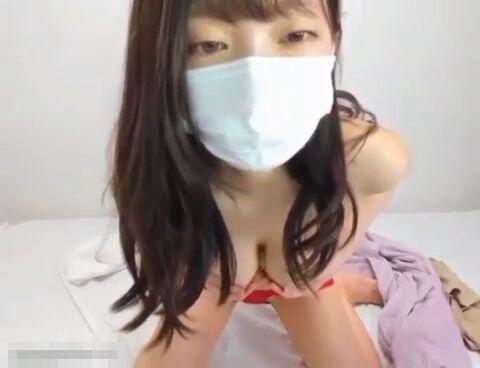 「髪ブラやっても見えちゃうw」セーラー服爆乳ムラムラ痴女がエロ配信【ライブチャット】