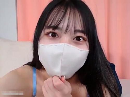 「オカズにしてください！食べてくださいw触る？いっぱいドロドロの精子ぶっかけて下さい！」ノリノリ美少女【ライブチャット】