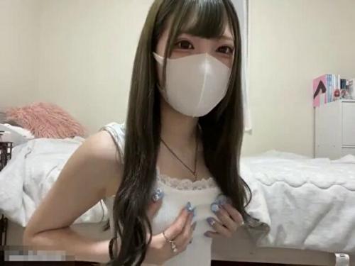 「クリ派？どっちやろwどっちもwフェラしたことあるよ！初体験は駐車場w」19歳スケベ美少女【ライブチャット】