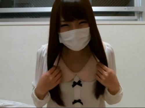 「学生です！服透けてますか？恥ずかしいから見ないでくださいw」清楚ムラムラ娘【ライブチャット】