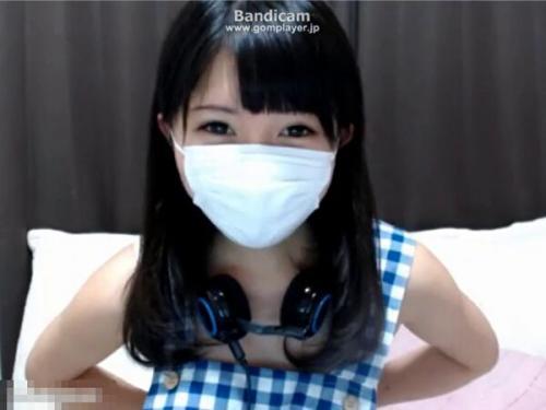 「ブラを排除w裸エプロン状態w召し上がれw濡れてます…」裸エプロン乳首ビンビン敏感美少女【ライブチャット】