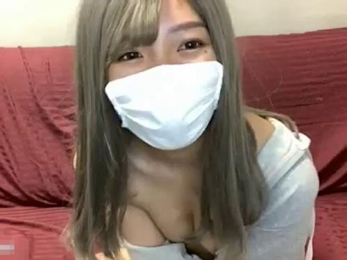 「乳首あるよwここにwめっちゃ見えてるwはずかしいw」ムラムラ敏感ギャル【ライブチャット】