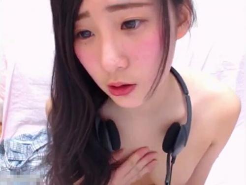 「最近チ〇ポ挿ってないよw」欲求不満妖艶制服セクシースケべ美少女【ライブチャット】