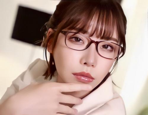 【深田えいみ】きれいなOLさんに誘惑されてチンポを握られてそのまま３Pに発展して気持ち良くしてもらう！！