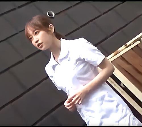 【レイプ】かわいいナースが人目のないところに行ったところを突然襲い無理矢理チンポをねじ込んでしまう！！