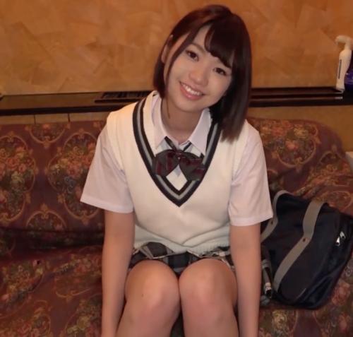 【JK】ショートカットの可愛い女子高生との濃厚なSEXタイム！！成長した巨乳が興奮をさらに煽る！！
