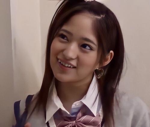 【JK】小悪魔な円光ギャルに脅されて蹴られたりされてしまう情けないおっさん！