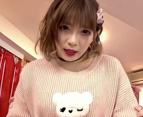 【メンヘラ彼女】彼氏の友達と浮気したのがバレたけど必死にチンポをしゃぶって仲直り！！