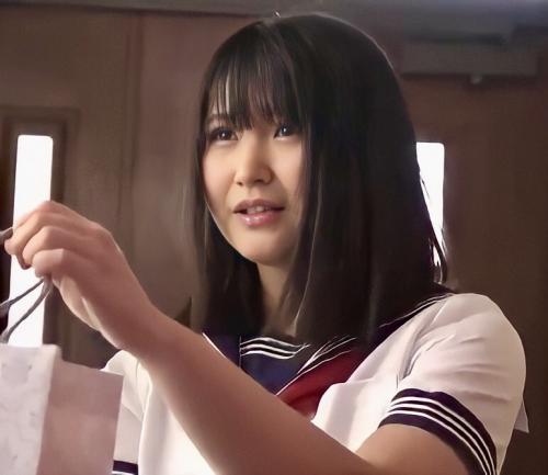 【JKレイプ】家にきた息子のクラスメイトにいきなり抱きつきSEXを強要して中出ししてしまう鬼畜な親父！！