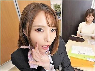 【OL誘惑動画】＜伊藤舞雪＞「バレないから大丈夫♡」彼女と友達の可愛いOLが誘惑してきて痴女プレイ