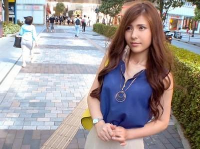 【巨乳OLエロ動画】おちんちん欲しくなっちゃう❤」めっちゃ可愛い巨乳OLがピンクの可愛い下着を履いたままホテルでエッチ