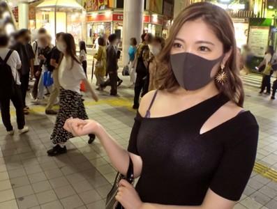 【巨乳ナンパエロ動画】やらしいTバックの巨乳で美人なお姉さんサヤさん21歳をナンパし即ホテルに連れ込み硬いチンポを挿入