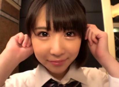 【巨乳JKエロ動画】「おじさん、どこ見てるのぉ？❤」クッソ可愛い清楚系巨乳美少女がJK制服着衣でおじさんとホテルでエッチ