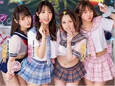 【痴女ギャル動画】「まだまだ逝っちゃダメよぉ～」可愛い制服のギャルJK集団がM男のチンポを弄ぶ。